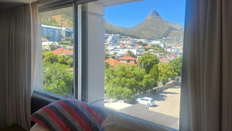 1 Bedroom Property for Sale in Sea Point Western Cape